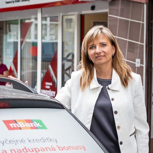 Pojišťovnictví vyměnila za finance, bankovnictví a reality